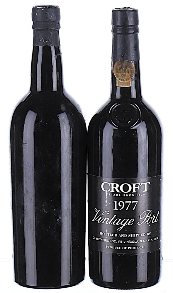 1960/1977 A Pair of Vintage Port
